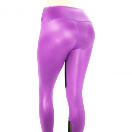 leggins para fitness, color violeta con transparencia en negro de la marca el bronx