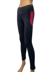 leggins pitbull para fitness de color gris ocuro y detalles en fucsia